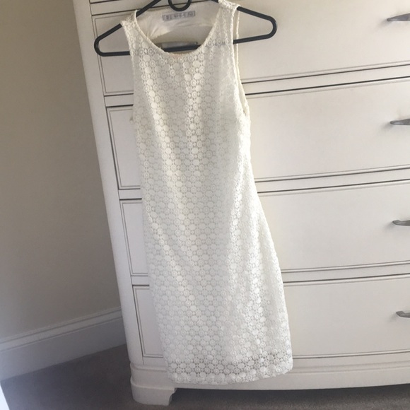 Zara Dresses & Skirts - ZARA Fitted White dress